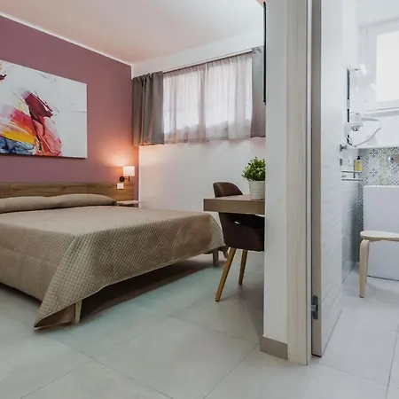 לינה וארוחת בוקר Archimede's 4*