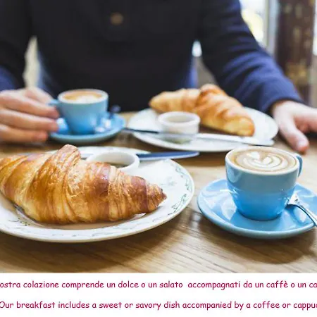 לינה וארוחת בוקר Archimede's 4*